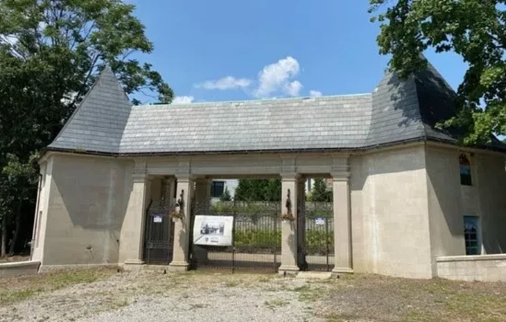 Roslyn Landmark Society - Mackay Estate Gate Lodge Restoration